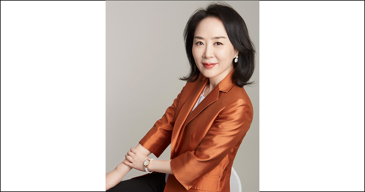 Diane Wang.